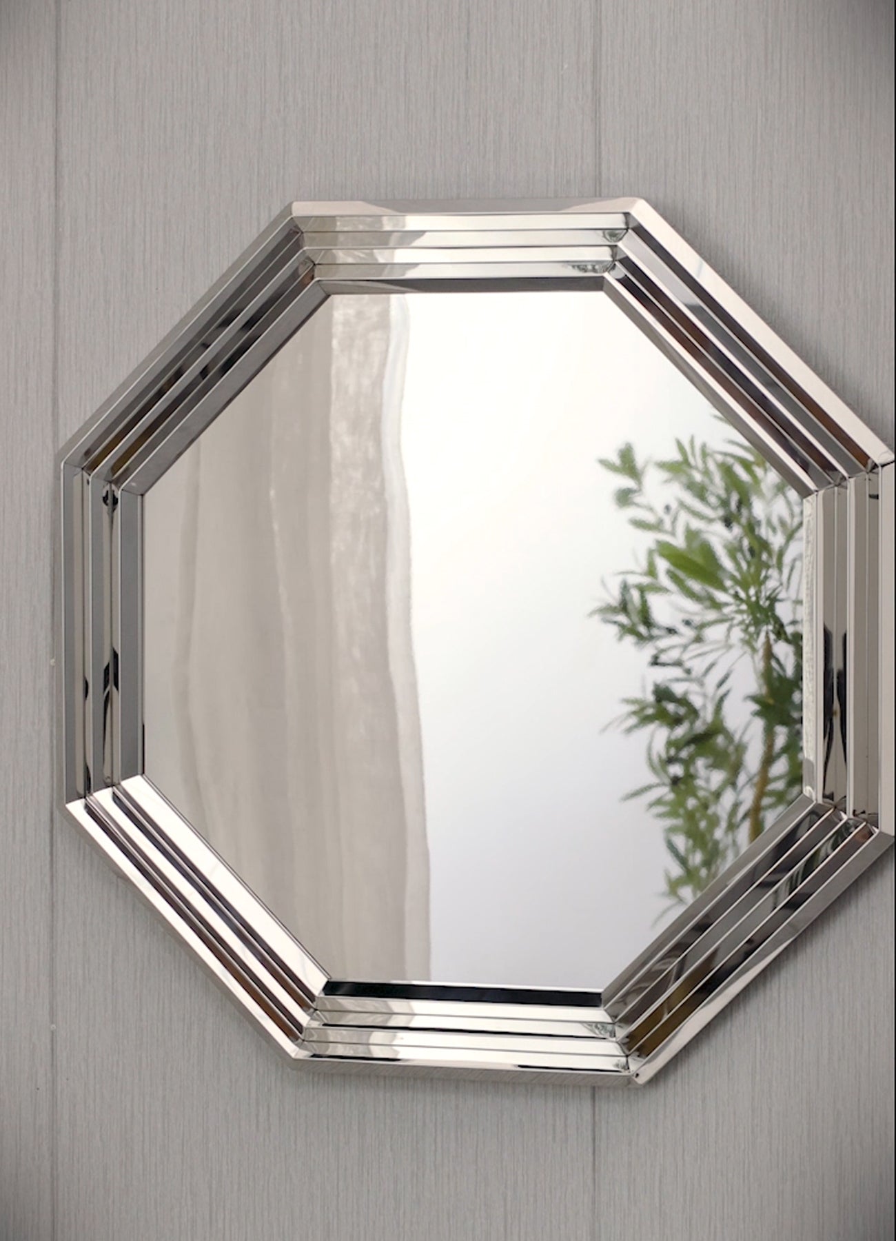 Silver 24" Octagon Geometric Mirror Wall | W100