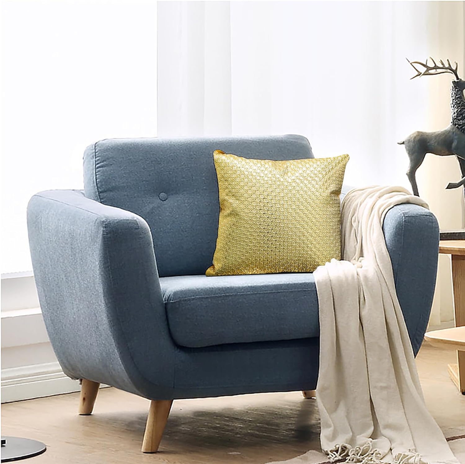 Gold Star pattern leather pillow case | 18''×18'' | P101