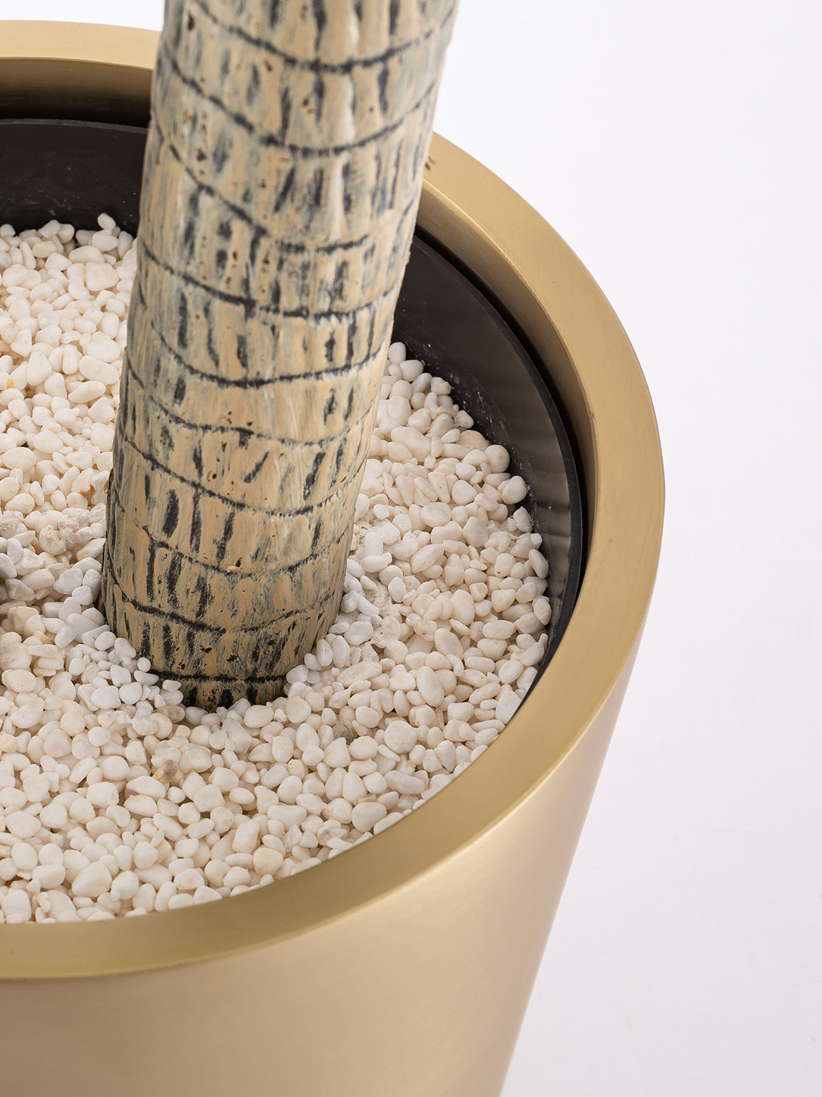 Artificial Serrated Leaf Tree |47" Tall | Gold metal pot | A101